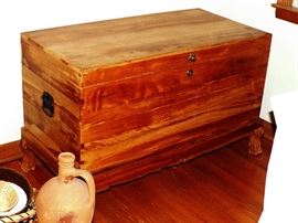ANTIQUE CEDAR TRUNK/CHEST