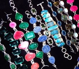 ASSORTED ANKARA AND THAI STERLING AND GEMSTONE JEWELRY