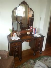 Art Deco style dresser 