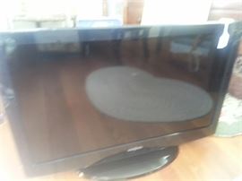 29" Insignia LCD/DVD Combo