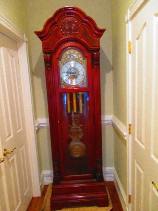 Howard Miller Ambassador Collection grandfather clock-FANTASIC! 