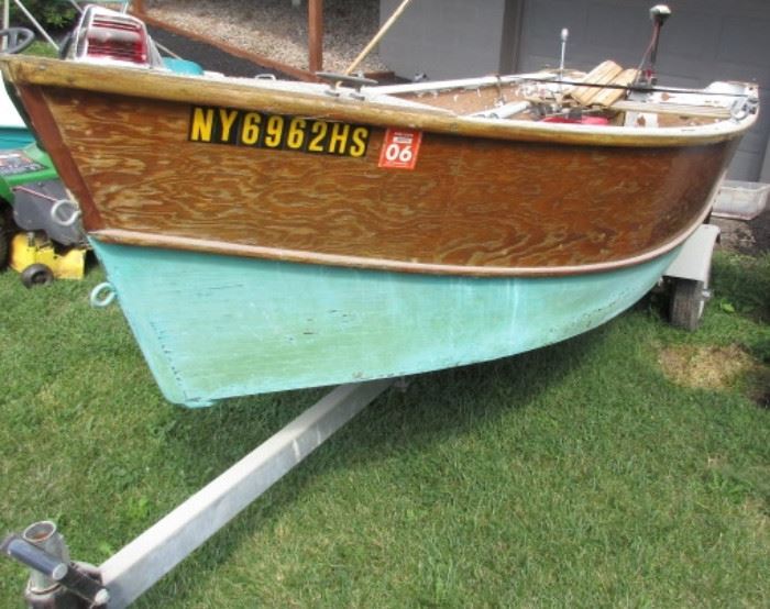 1050's wood fishing boat