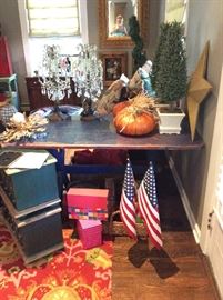 Vintage picnic table...