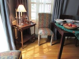 TEA CART / WATERFORD CANDLE STICKS / SILVER LAMP / SILVER COFFEE POTS AND CREAM AND SUGARS