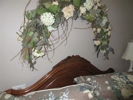 THIS IS AN AMAZING BEDROOM SET / THE DETAIL HAS TO BE SEEN / CARVED HANDLES  / DRESSING TABLE W/MIRROR AND BENCH / TALL DRESSER / 2 NITE STANDS / HEADBOARD AND FOOTBOARD / WITH MATTRESS