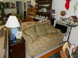 Love Seat That Matches Sofa