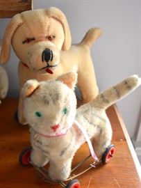 Early Steif pull toys and stuffed animals in excellent condition