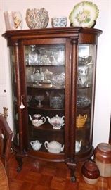 Estate Sale of an Antique Dealer in Houston, TX starts on 8/25/2016