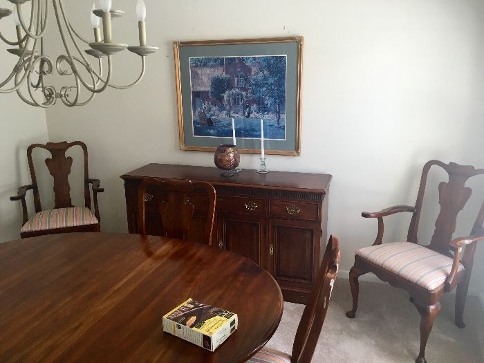 Dining Room Table, leaf and 6 Chairs. Also, Matching Buffet Server / Hutch and Matching China Cabinet Wood with Glass Shelves and Light Curio Cabinet