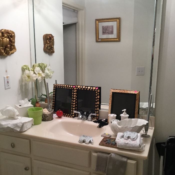 Westmoreland Estate Sales Presents Lovely... starts on 8/25/2016