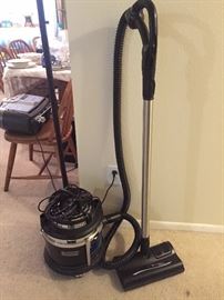 Barely used Majestic Filter Queen canister vacuum with bags and filters works great $300 obo 