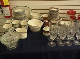 collectibles - glass ware - crystal - decor - cookie jar's vintage glass - McCoy - Mikasa Classic Flair & vintage china