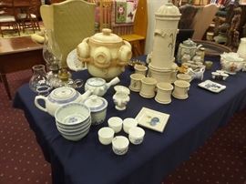 collectibles - glass ware - crystal - decor - cookie jar's vintage glass - McCoy - Mikasa Classic Flair & vintage china