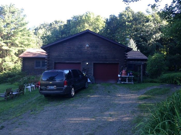 Hallenbeck Antiques & Estate Sales in Russell, PA starts on 8/25/2016