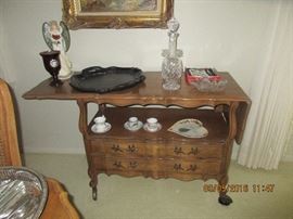 Thomasville serving cart/small buffet