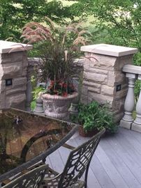 OUTDOOR DECOR'--LIVE PLANTS & FLOWER ARRAGEMENTS
