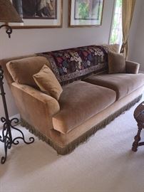 GORGEOUS TAN/CARAMEL SOFA WITH TASSELS