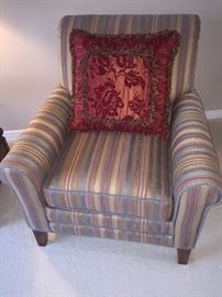 STRIPE CHAIR