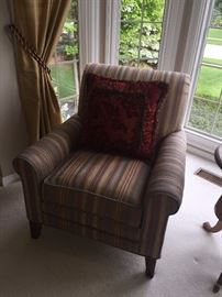 STRIPE CHAIR