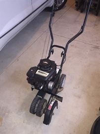 LAWN TOOLS-3.5 HP BOLENS EDGER
