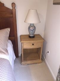 NIGHTSTAND