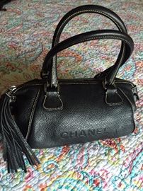 AUTHENTIC CHANEL LAX PEDDLED LEATHER HANDBAG WITH TASSLE