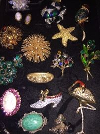RHINESTONE AND CRYSTAL BROOCHES , NECKLACES, EARRINGS AND MORE