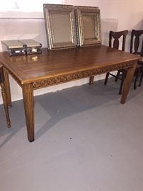 HERITAGE SOLID WOOD DINING ROOM TABLE