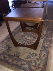 TABLESDANISH TEAK MID-CENTURY MODERN NESTING TABLES