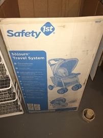 BABY STROLLER-SOJOURN TRAVEL SYSTEM
