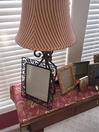 TONS OF PICTURE FRAMES