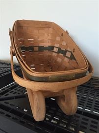 LONGABERGER SLEIGH BASKET
