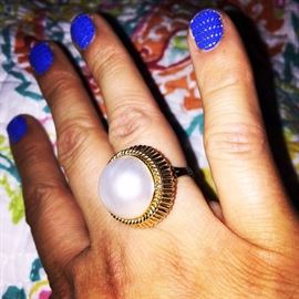 STUNNING ANTIQUE 14K GOLD & HUGE SOUTH SEA PEARL RING
