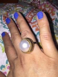STUNNING ANTIQUE 14K GOLD & HUGE SOUTH SEA PEARL RING
