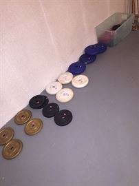 IRON PLATE WEIGHTS & BARBELLS