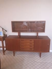 MID-CENTURY CLAUSEN & SON DANISH TEAK SIDEBOARD / CREDENZA