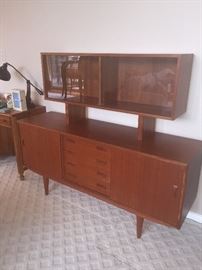 MID-CENTURY CLAUSEN & SON DANISH TEAK SIDEBOARD / CREDENZA