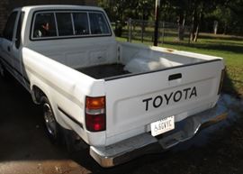 1991 Toyota SR5 Extended cab Runs like a top, 5 speed with ice cold ac.