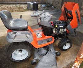 Husqvarna LGT2654 26HP 747cc Kohler 54" Lawn Tractor