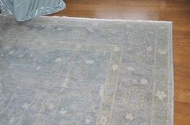 Detail view of this gorgeous rug