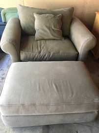 Plush sitting chair with ottoman (6 months old!)