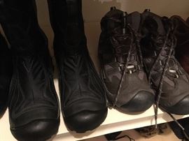 Women's Keen hiking books & snow boots