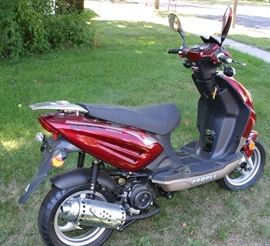 “New” 2013 Propel Delray MD50 QT-9 Scooter (Only 1.9 miles)
