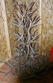 5’ Antler Chandelier