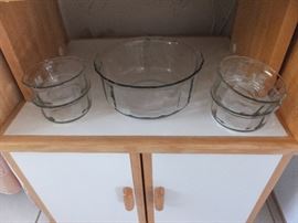 Very nice glass salad set