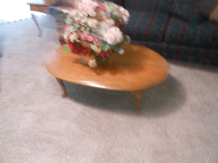 coffee table      there  are  two  matching  end  tables  also