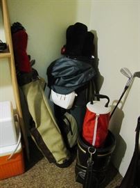 Mens and Ladies golf clubs