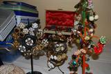 VINTAGE AND ANTIQUE JEWELRY!