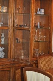 KINDEL CHINA CABINET, GLASSWARE, COLLECTIBLES