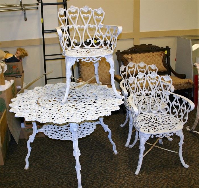 Cast Iron Garden Table & Chairs